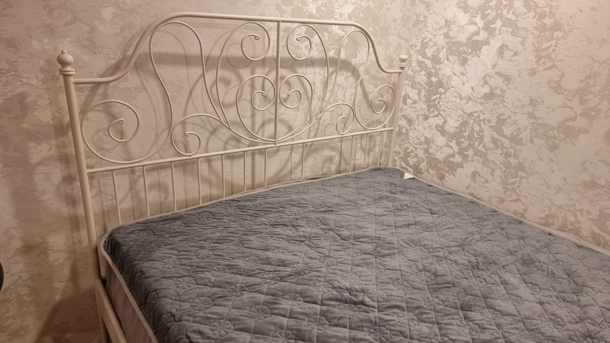 Кровать ИКЕЯ 1.6м×2м