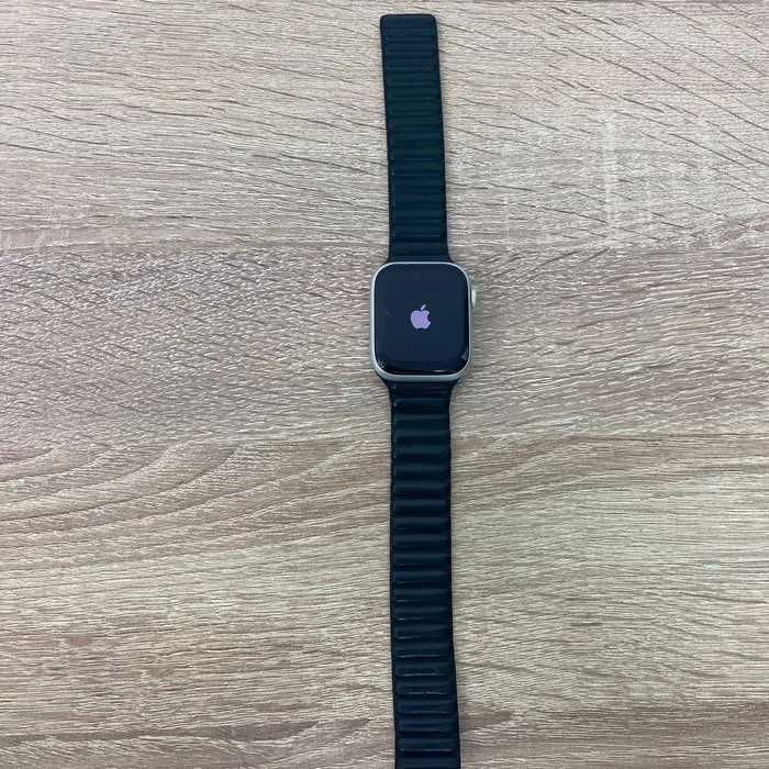 Смарт-часы Apple Watch 8 45mm / sk135585
