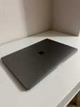 MacBookw 15 pro, intel i9, RAM 16gb, ssd 512gb, Radeon Pro 560X
