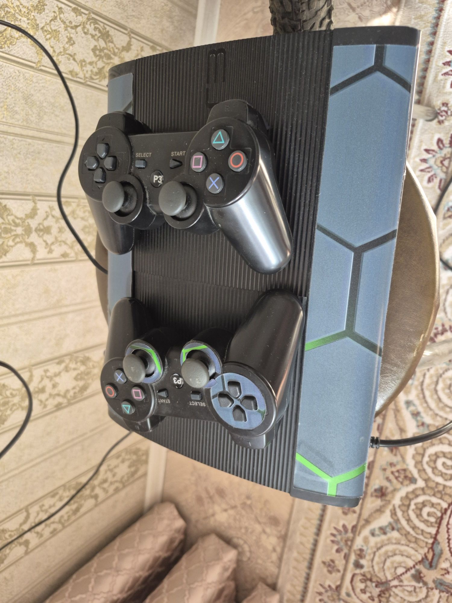 Playstation 3 с прошивкой есть торг