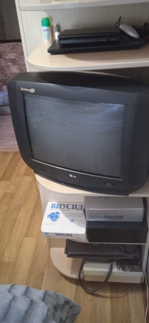 Продаётся телевизор LG.