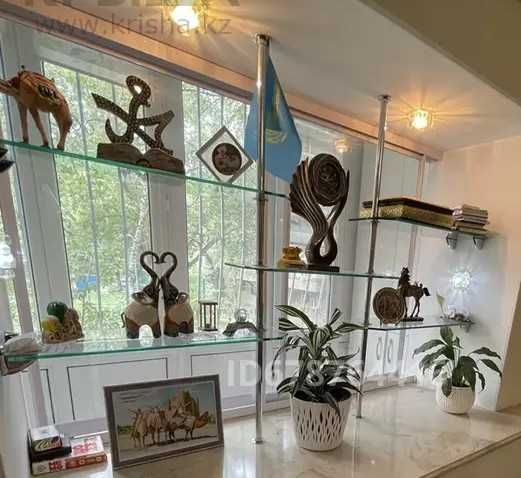 Продам б/у стеклянные полки