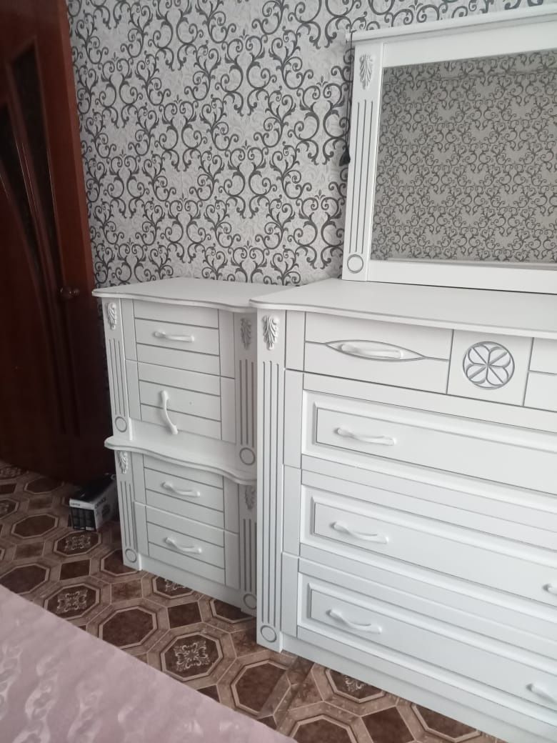 Спальный гарнитур за 250000