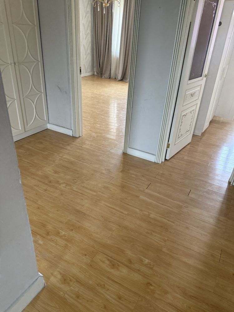 Продается ламинат б/у.