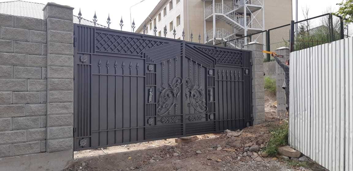 Металлические распашные (откатные) ворота "Каир". Монтаж. Рассрочка.