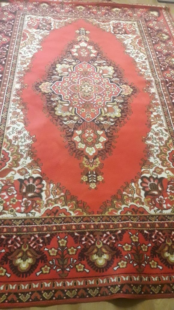 Ковёр шерстянной