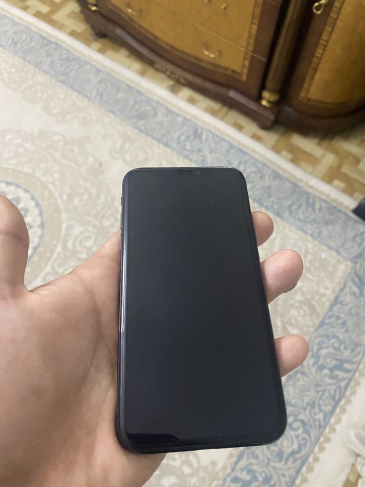 Iphone X  64gb в идеальным состаяний