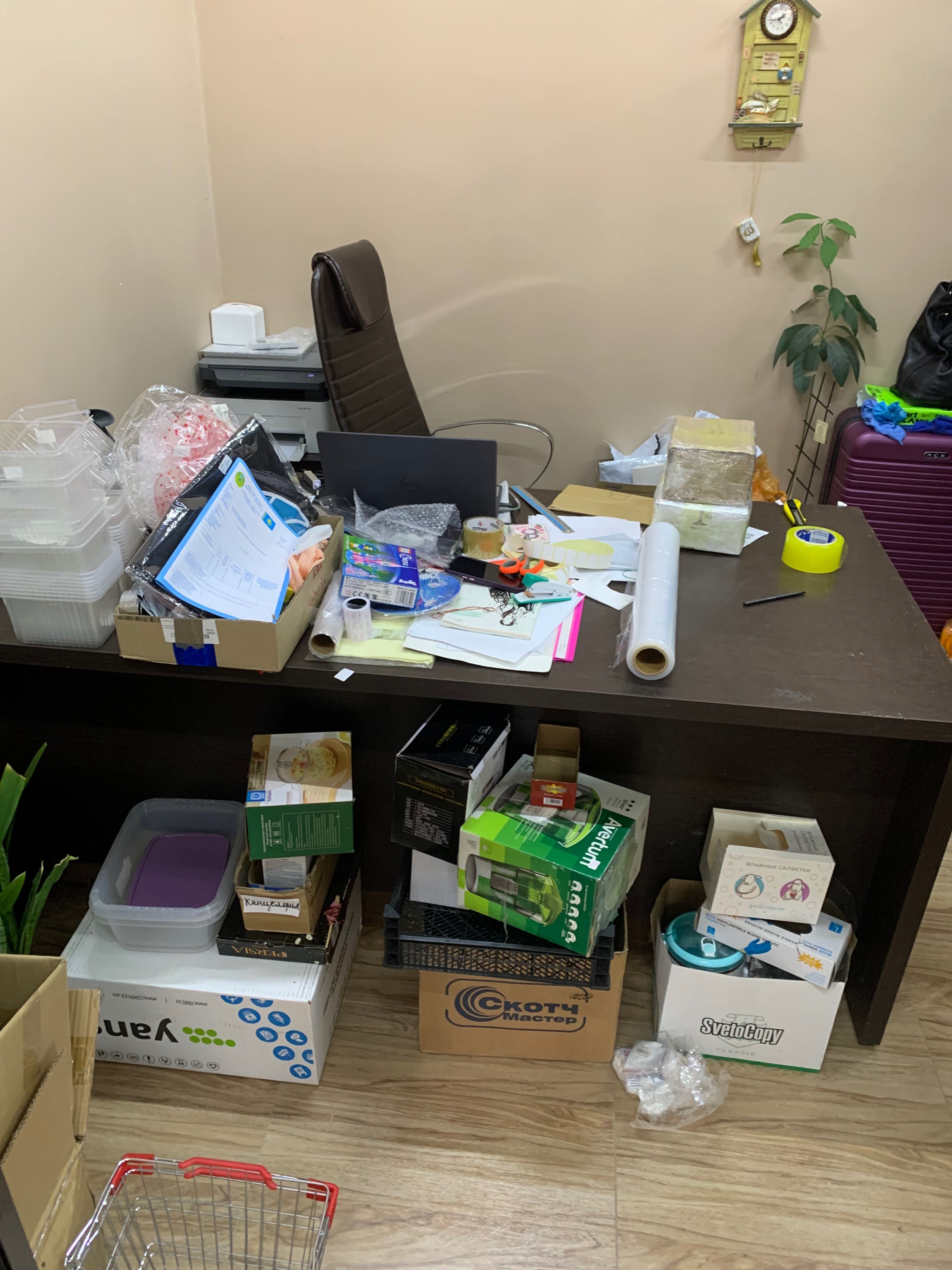 Продам офисный мебельный набор, шкаф, стол, кресло, тумба