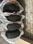Продам зимнию резину 235/45/18