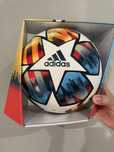 Продам мяч Adidas