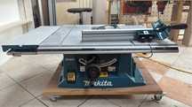 Распиловочный станок Makita MLT 100N