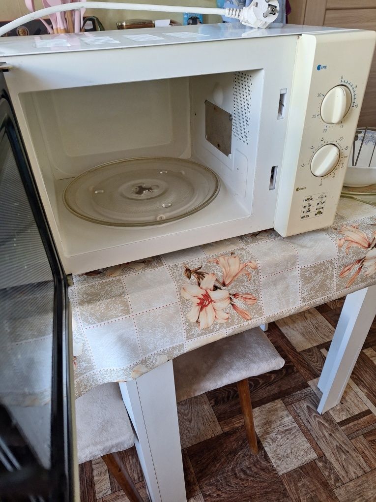 Продам микроволновку