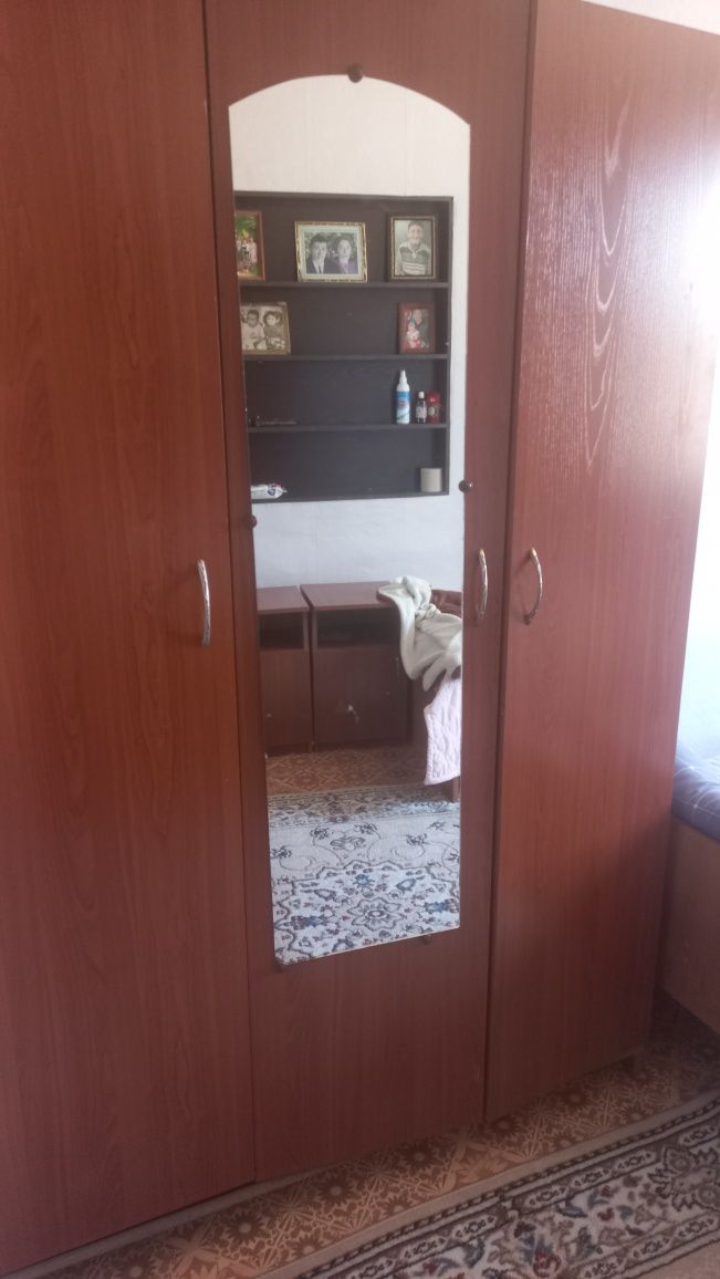 Продам шкаф в хорошем состоянии