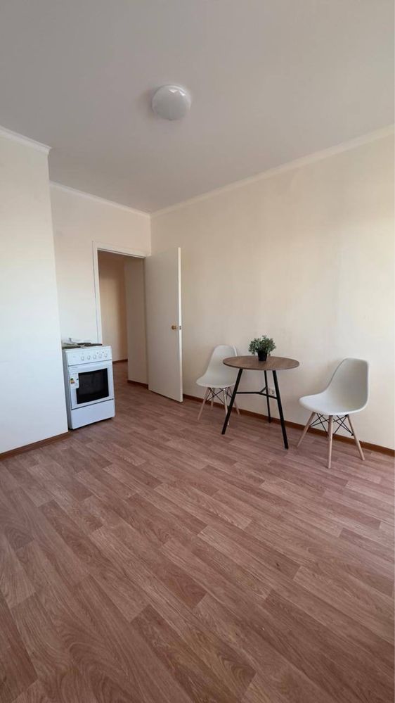 Продам 2 комнатную квартиру мкрн.Сарыарка