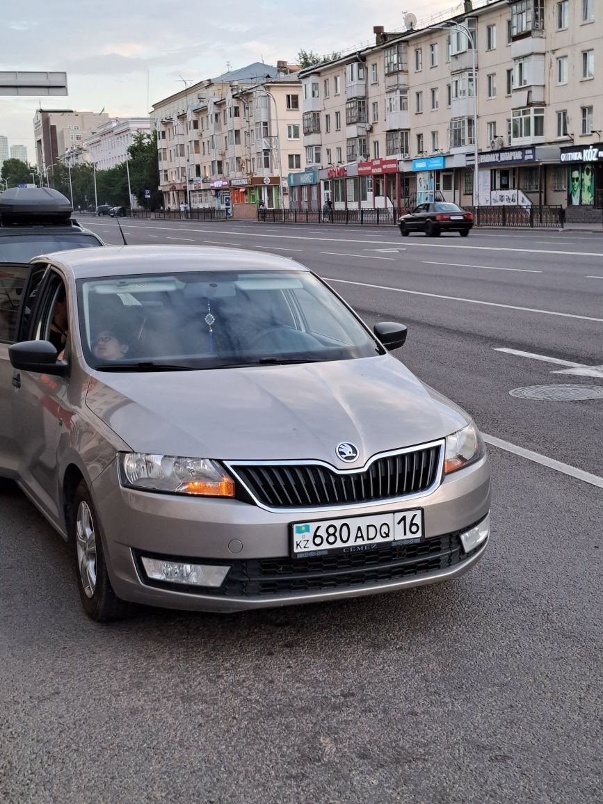 Skoda Rapid 2013