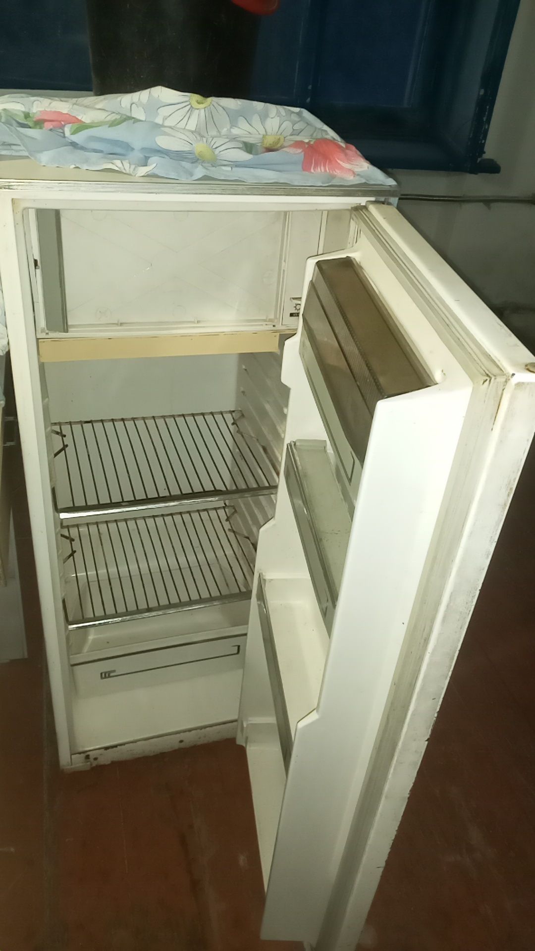 НожиЗа все не дорого смотрите другие обивение