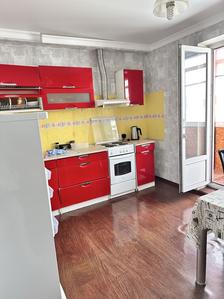 Продаю 1 комнатную квартиру (51 кв.м), евродвушка