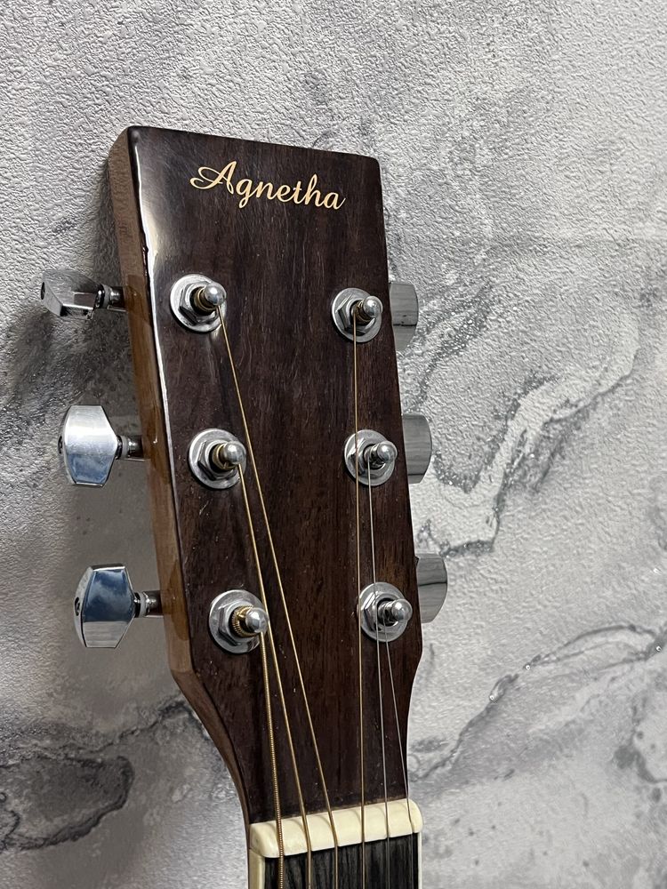 Гитара Agnetha E-140