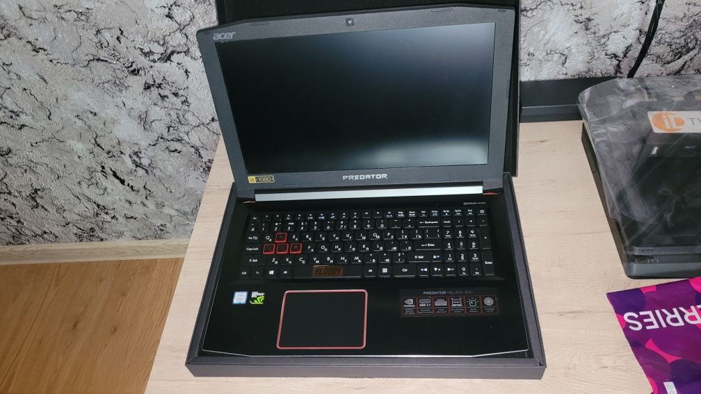 Predator helios 300