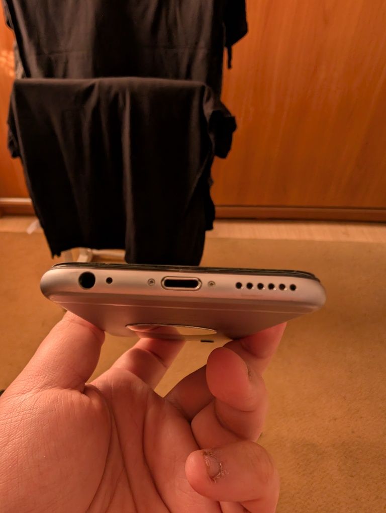 Продам iPhone 6 16Gb