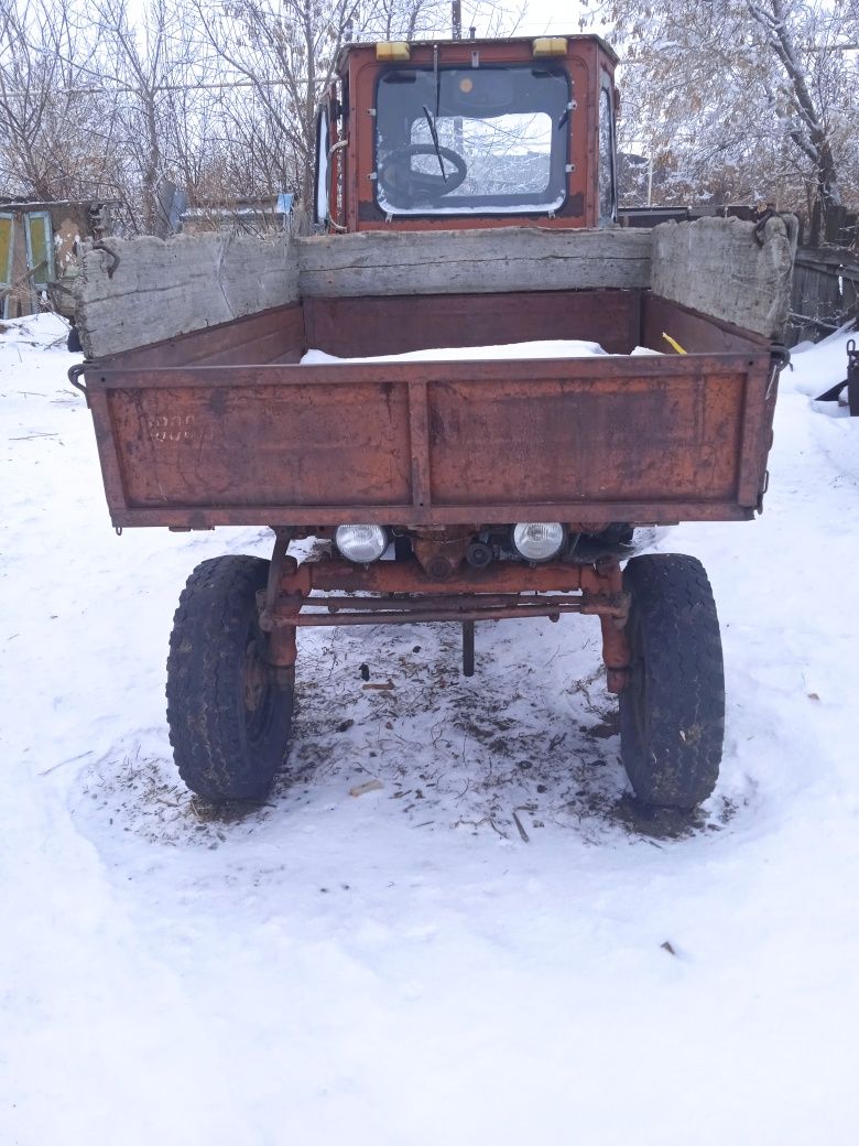 Продам трактор т16