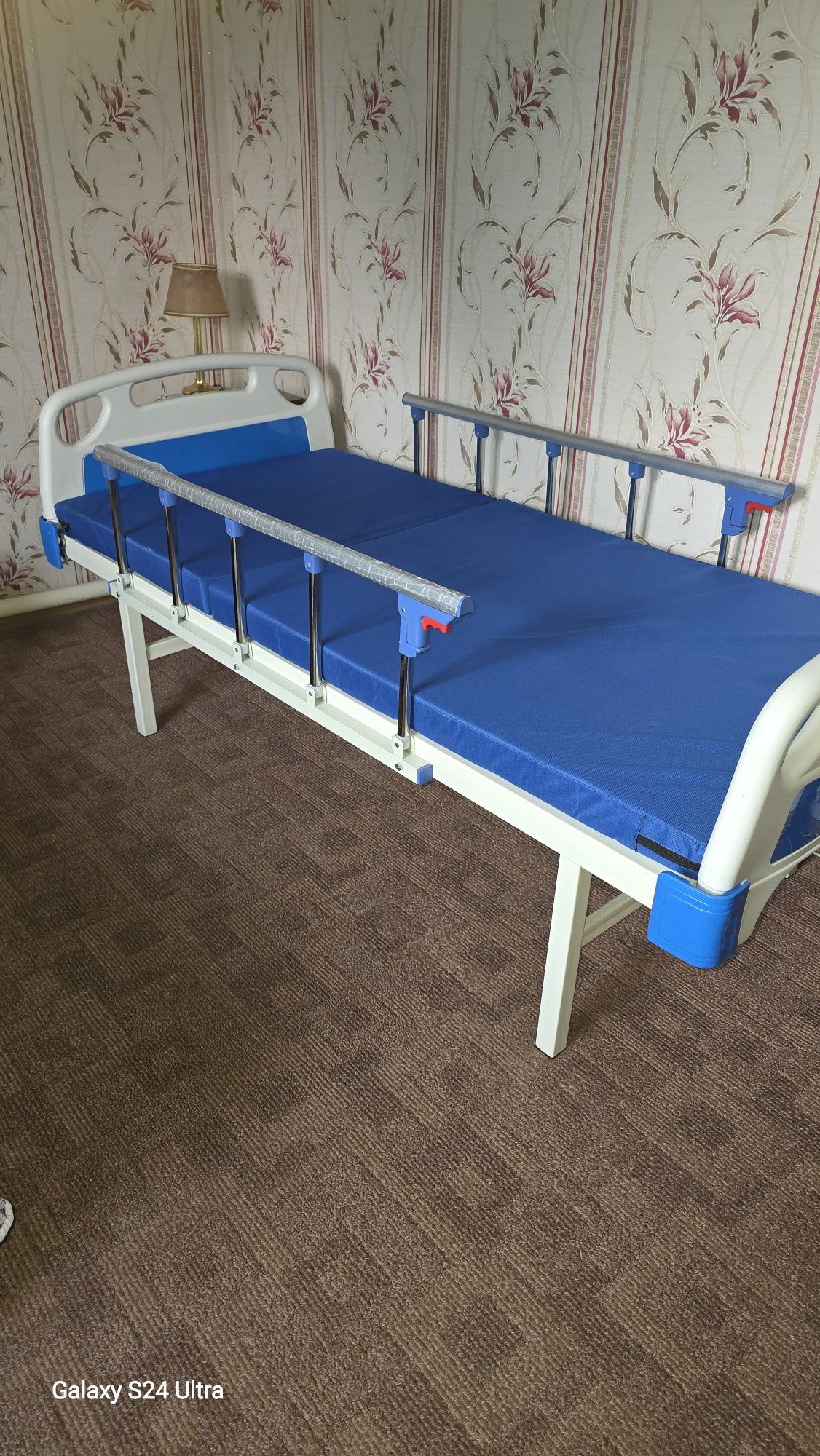 Кровать медицинская