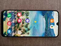 Продается почти идеальный Samsung Galaxy A50 (в макс. комплектации)