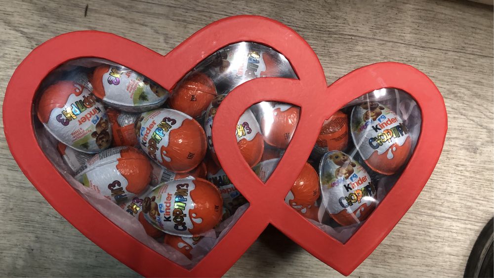 KINDER Подарочная коробка 25 штук киндер яйца женский набор