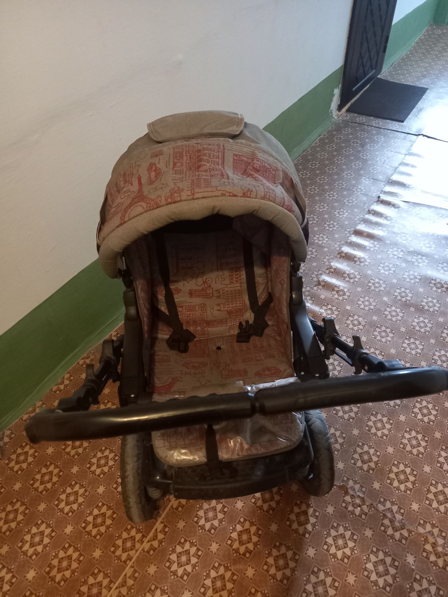 Продам коляску зима-лето.
