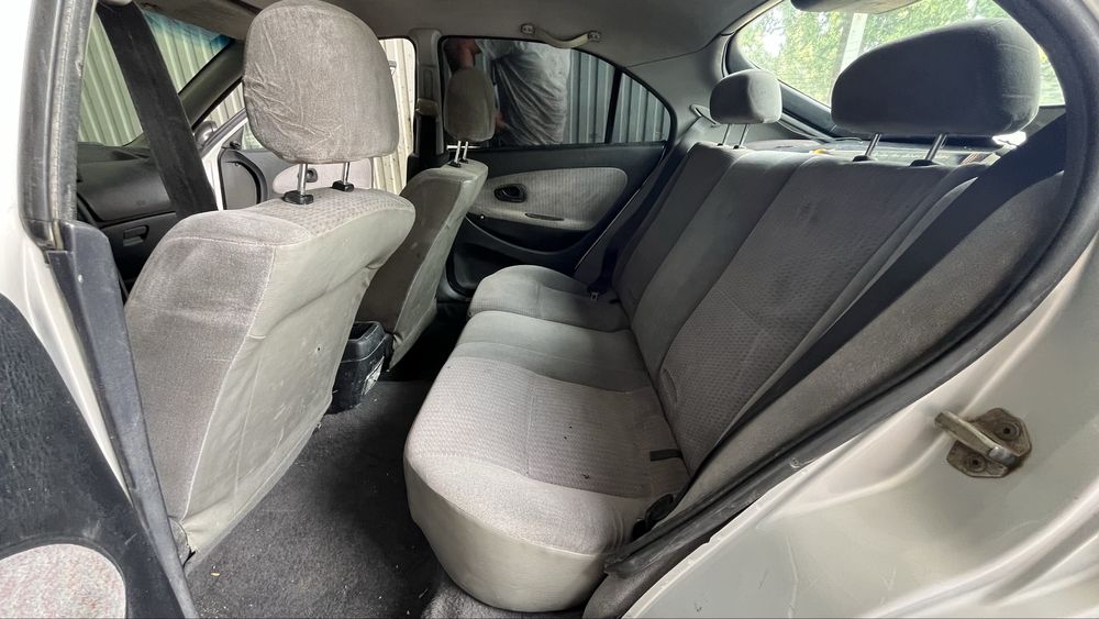 Mitsubishi carisma 1997 жылғы срочно саудасы бар