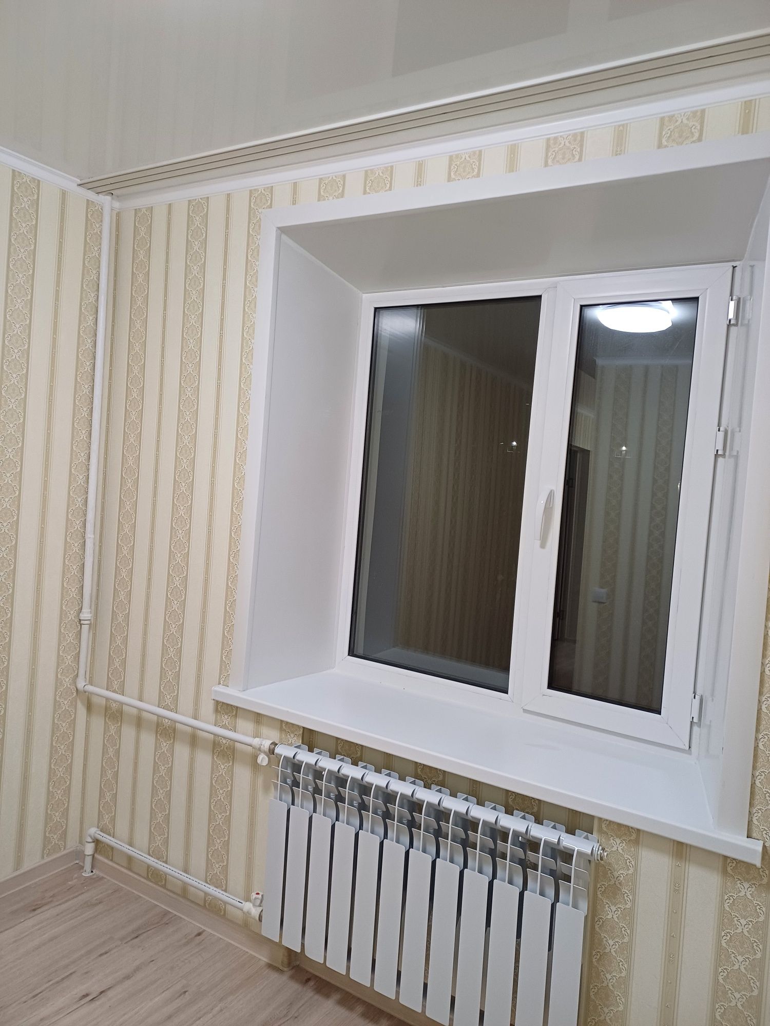 Продаётся  1 ком квартира , после  эвроремонта.Ул Абая 106 дом