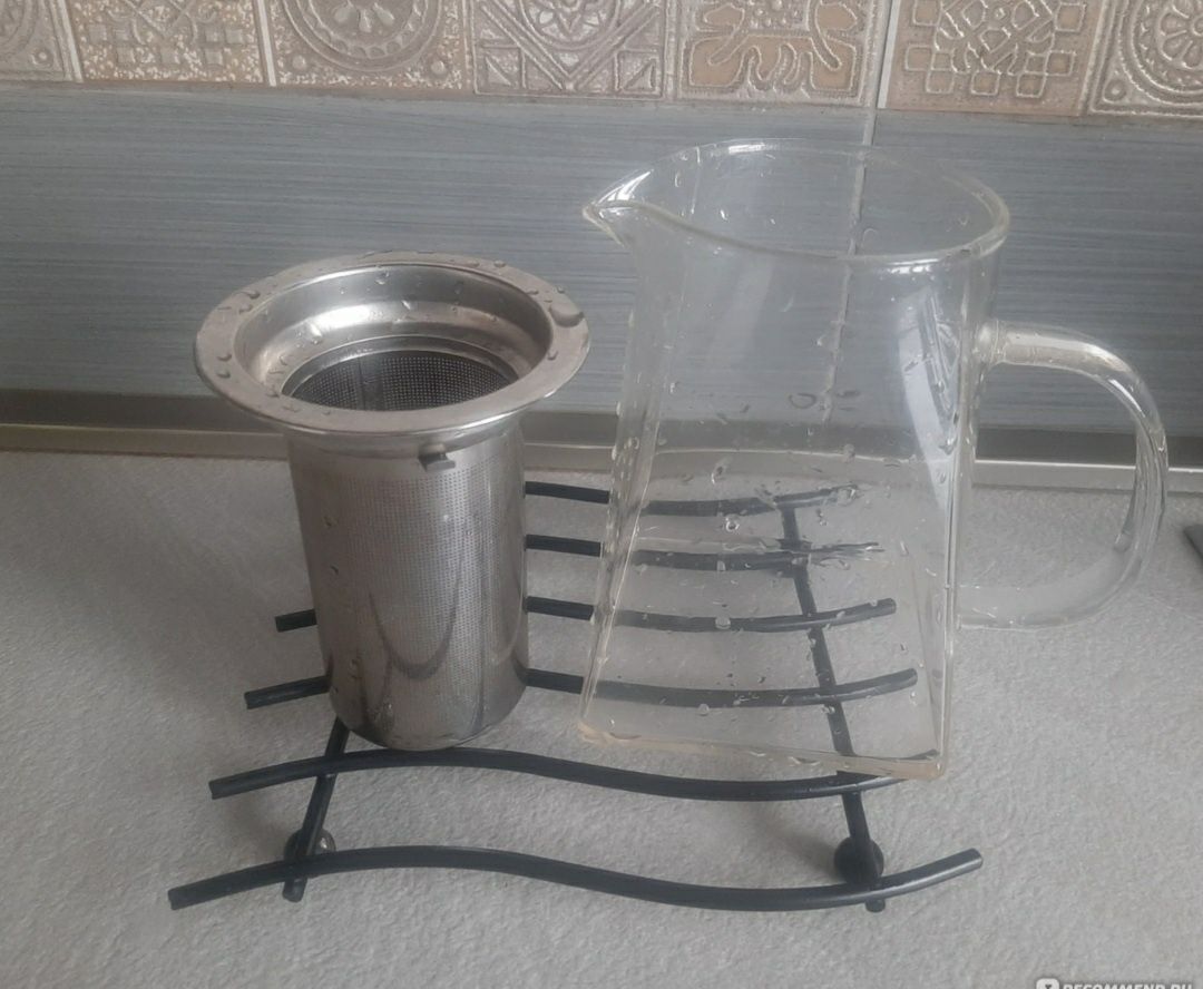 Чайник заварочный с ситичком.