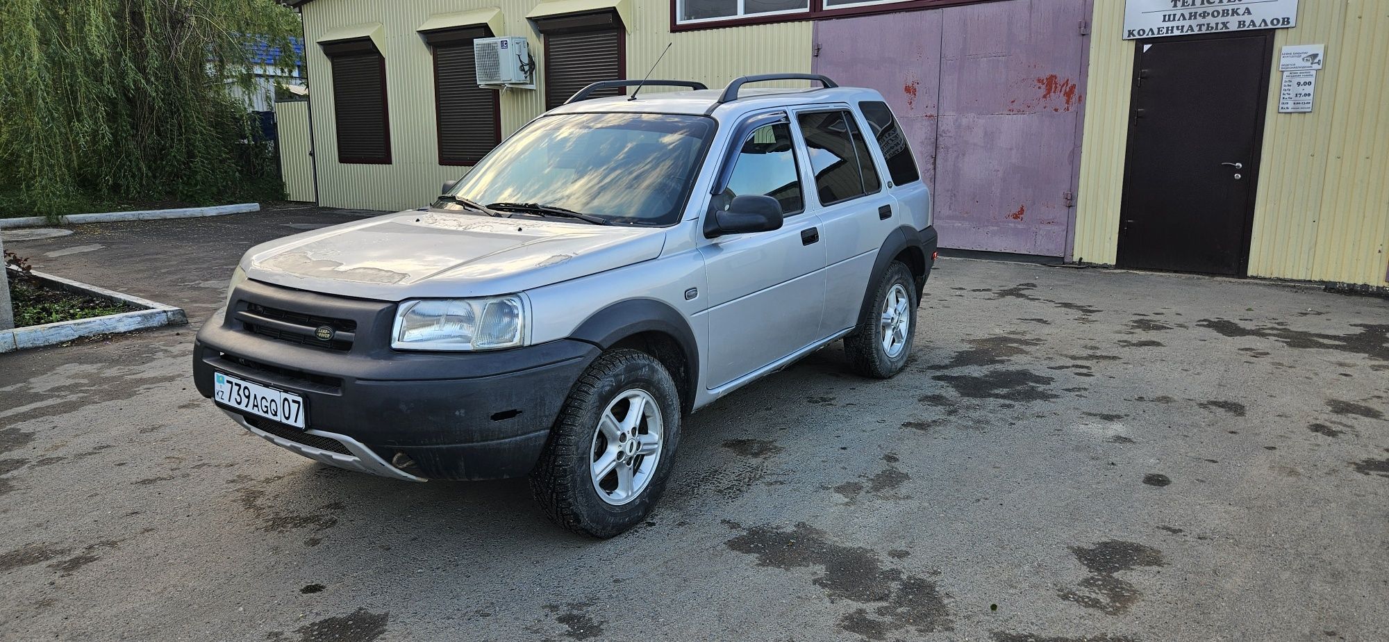 Продам внедорожник