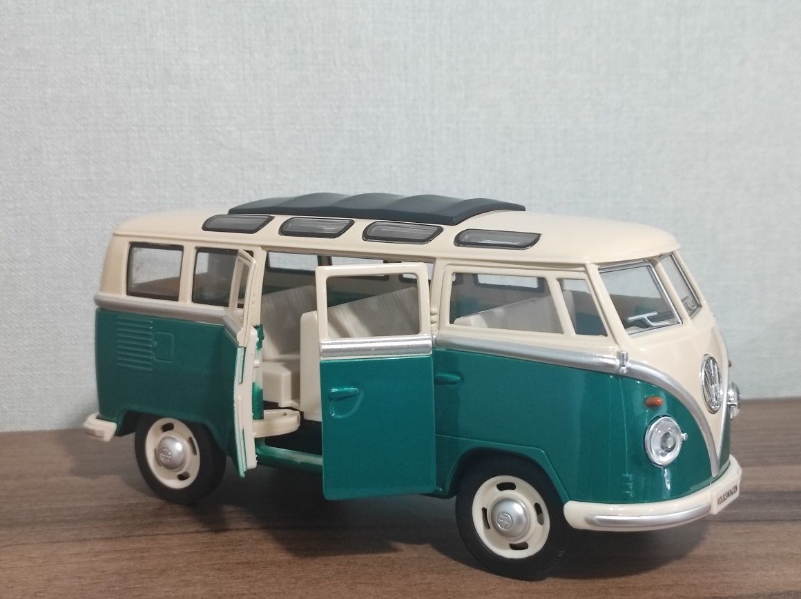 VOLKSWAGEN VW BUS T1 модель машины