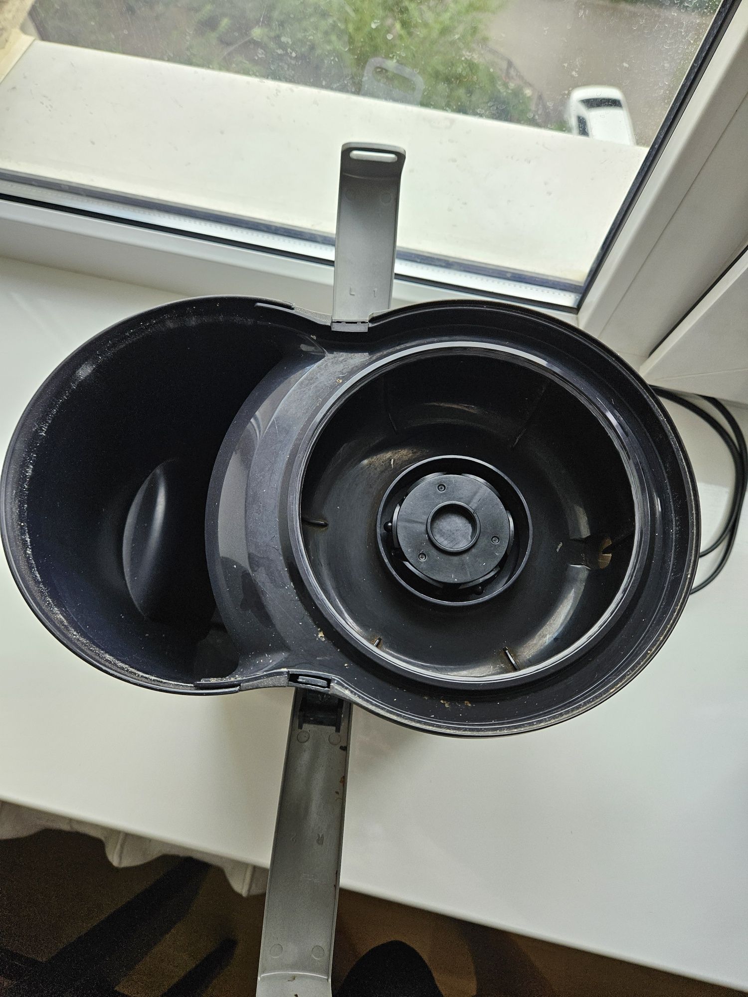Соковыжималка Bosch MES3500 черный, серебристый