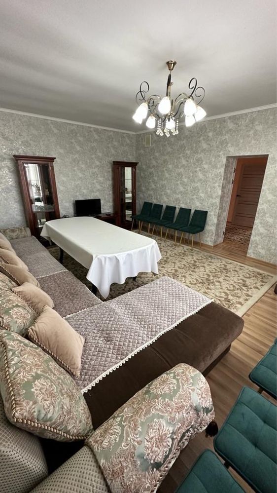 Коттедж Бурабай / Дом в центре Борового
