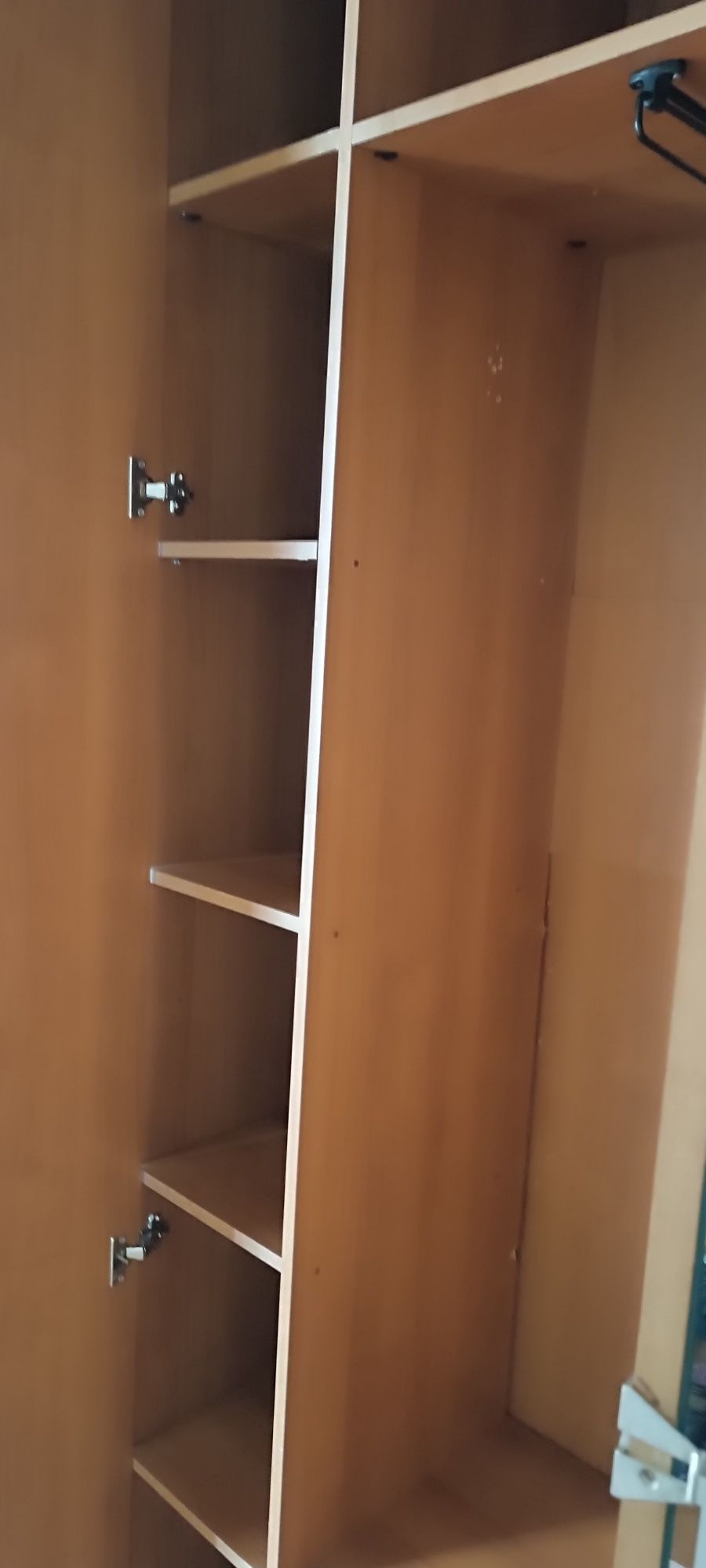 Шкаф для прихожей.