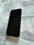 iPhone 12 белого цвета