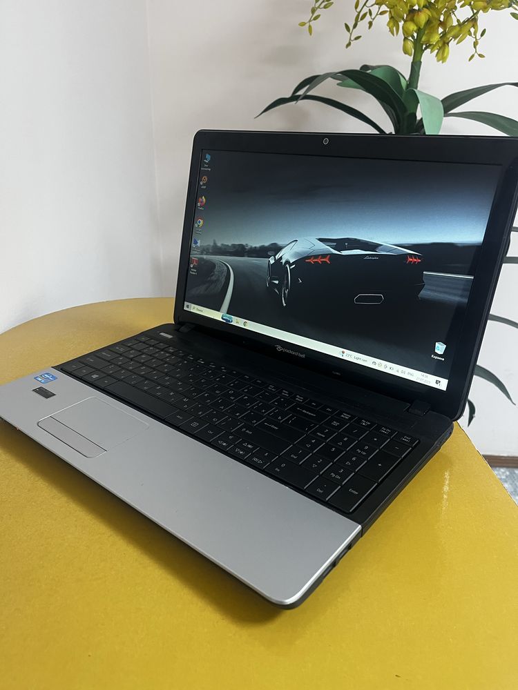 Ноутбук в отличном состоянии core i7