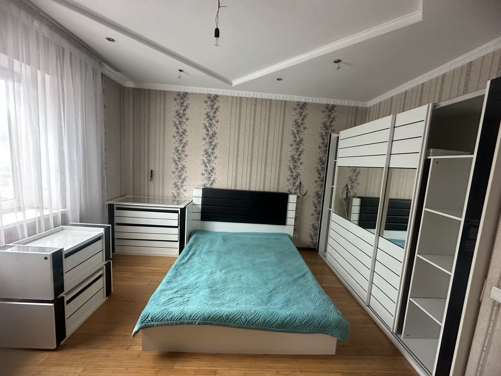 Срочно!!! Продается спаль гарнитур.Без матраса.Польский б/у.