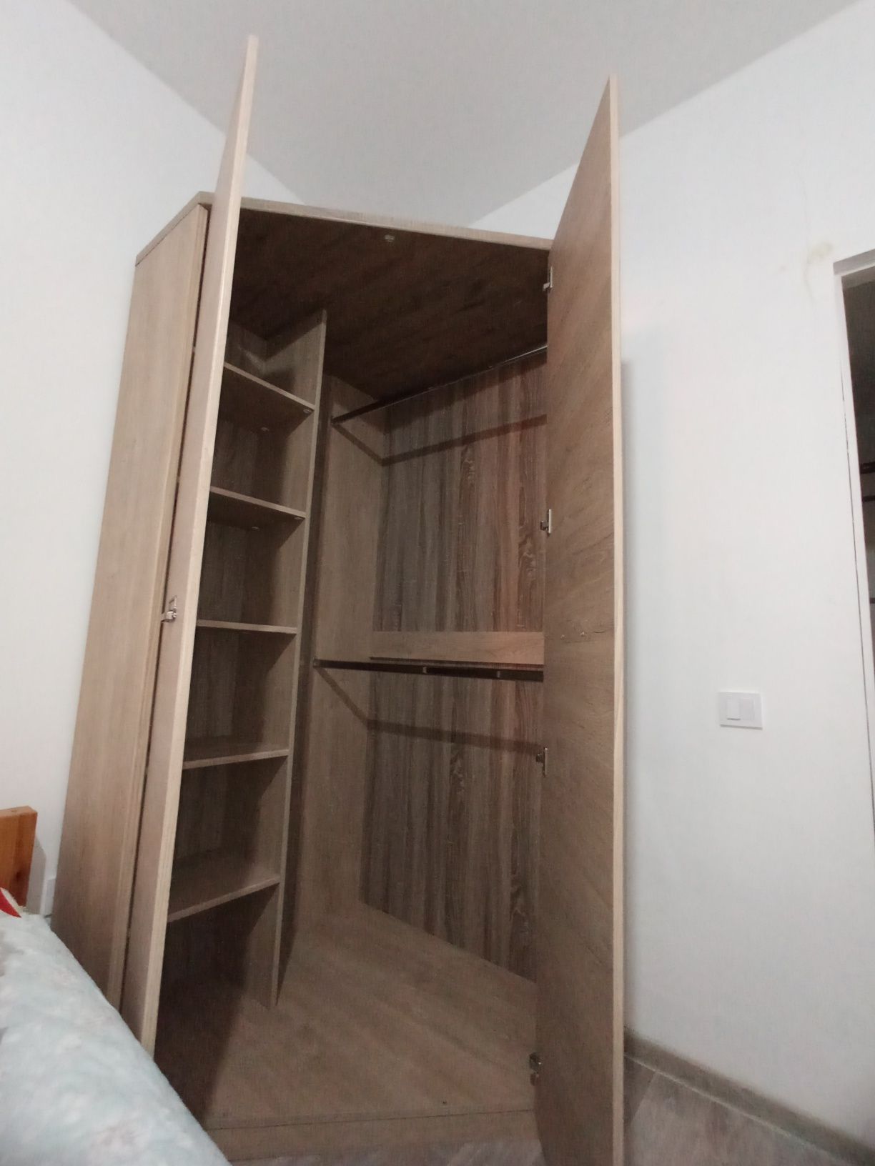 Шкаф угловой ANREX Дизель 2D, 101x210х101 см, коричневый