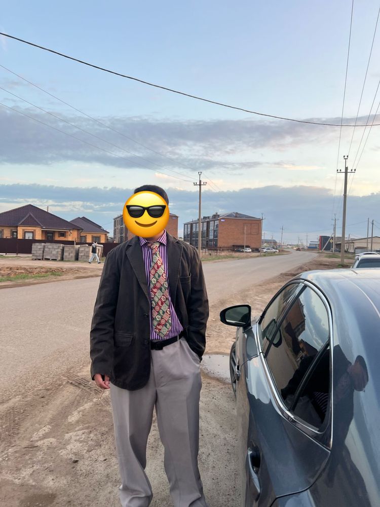 Продаю вещи в стиле 90-х.
