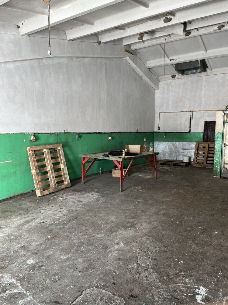 Сдам  в Аренду складские и пройзводственные   помещения .