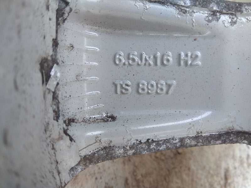 Продам оригинальные легкосплавные диски "CMS" на автомашину Audi