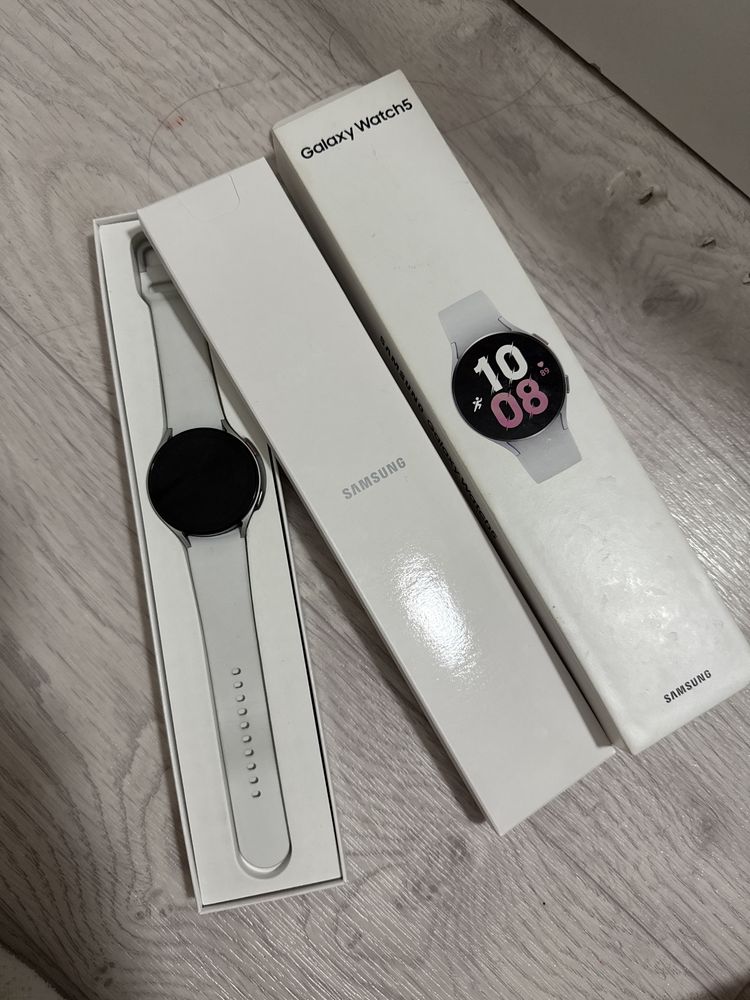 Samsung Galaxy Watch 5
