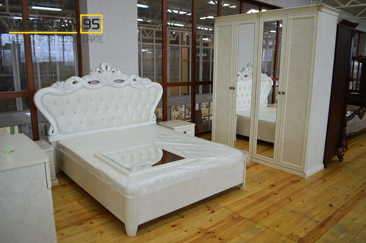 Продам Спальный Гарнитур "Афина"