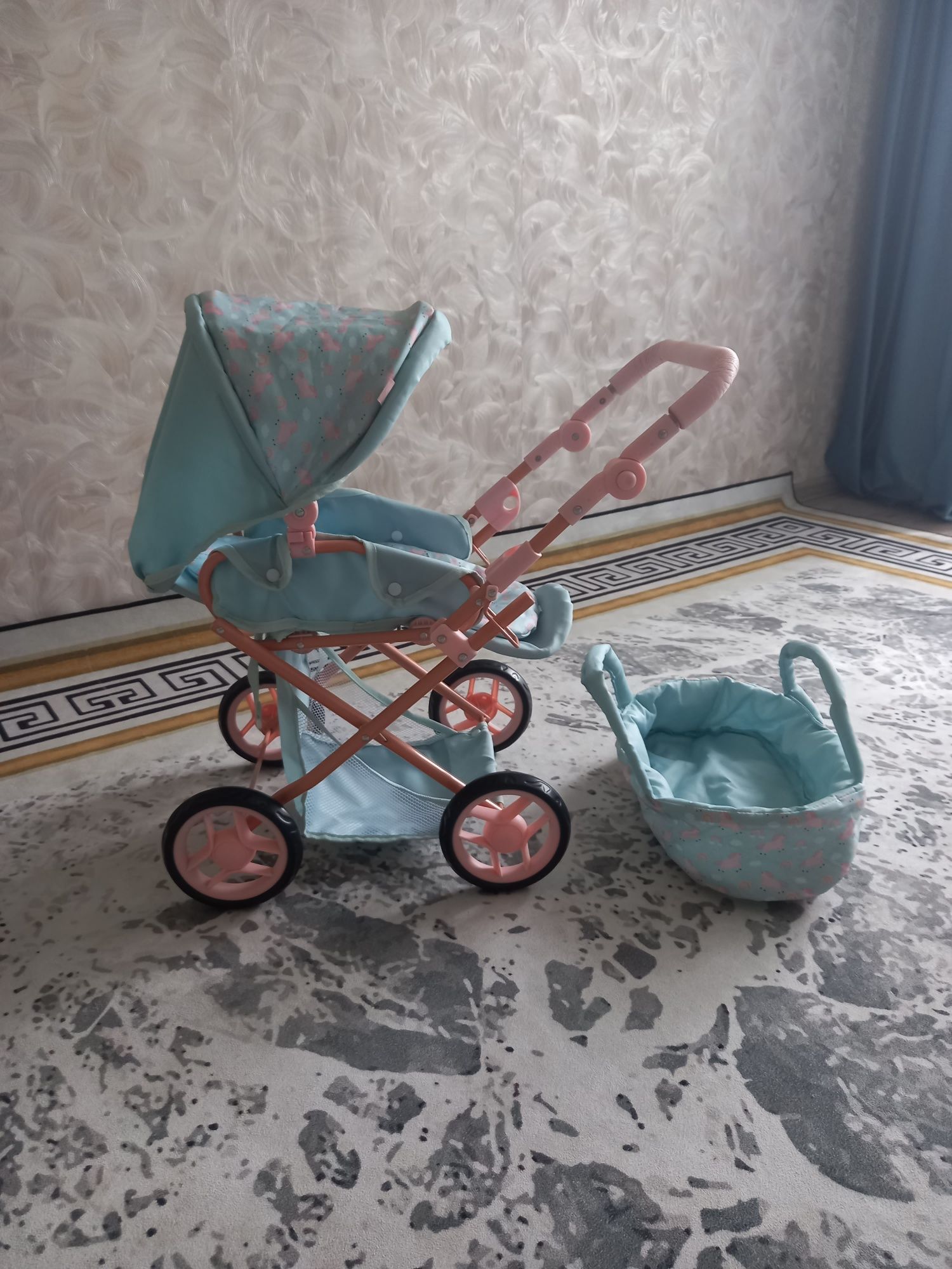 Продам состояние нового