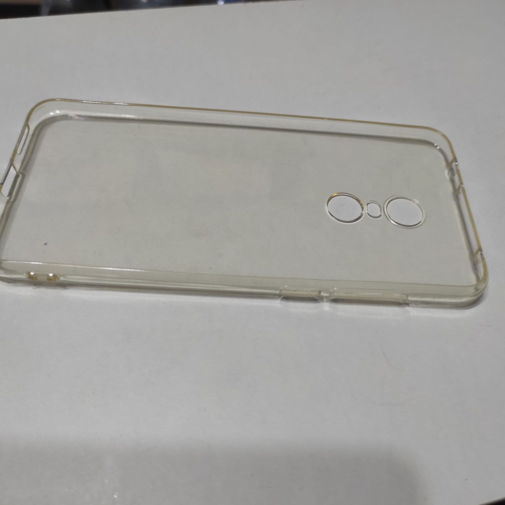 Продаю силиконовый чехол для телефона Xiaomi Redmi 5 Plus новый, сяоми