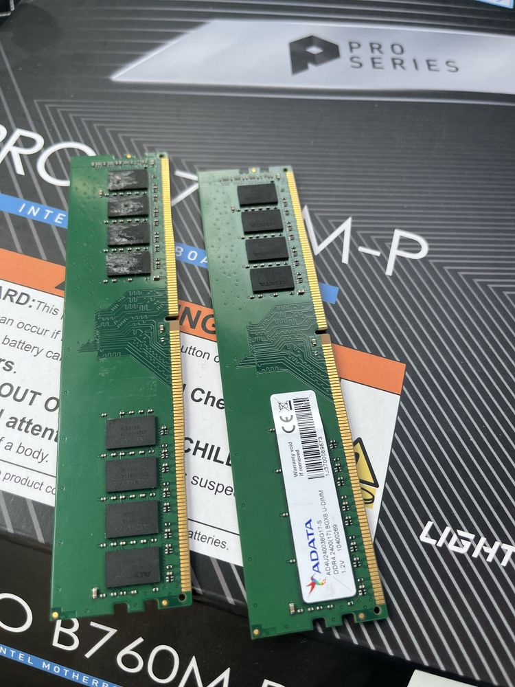 Продаю оперативную память ADATA DDR4 8GB 2400MHz