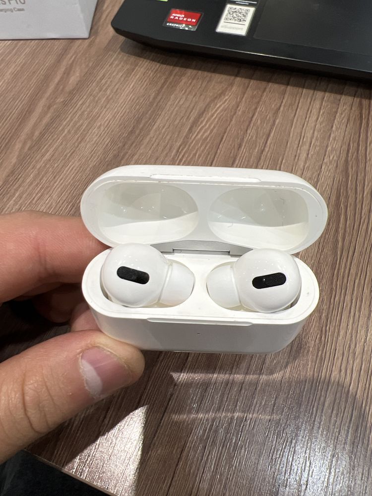AirPods Pro